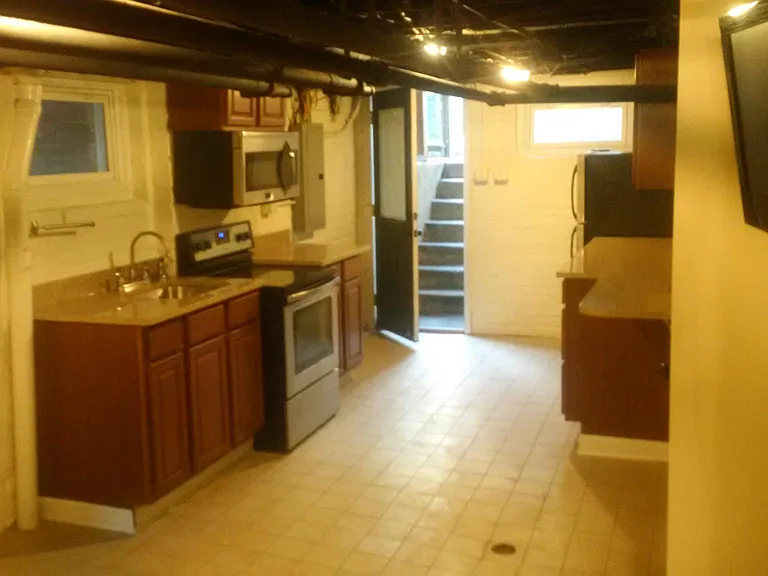 2705 Floyd Ave — Photo 1