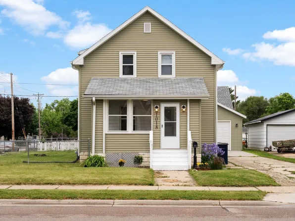 1018 W State St, Janesville, WI 53546
