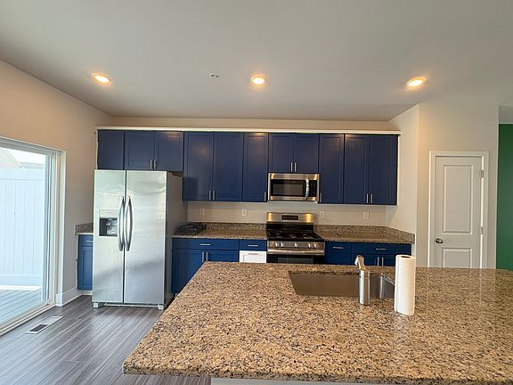4th image of 1815 Betterton Rd #1