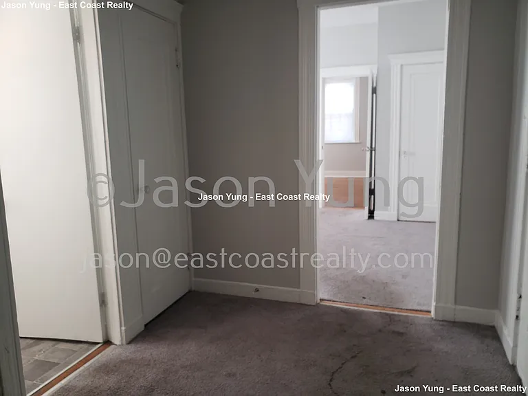 55 Linden St #3 — Photo 4