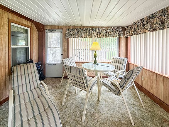 5th image of 9886 Wigwam Trl