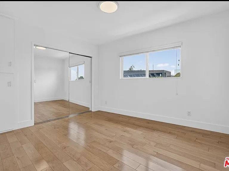 119 Paloma Ave #M — Photo 14