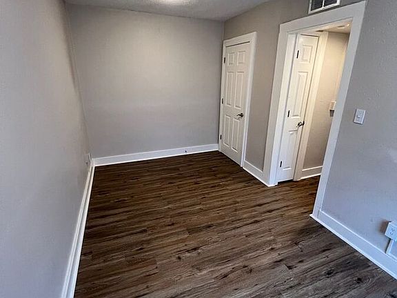 4th image of 438 N 18th St APT 12