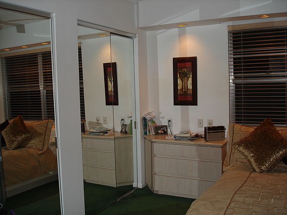 Built-in Bedroom Furniture
