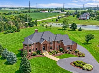 9N773 Old Mill Ct, Elgin, IL 60124