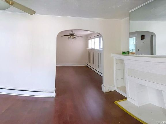 3rd image of 11 Millicent Ave