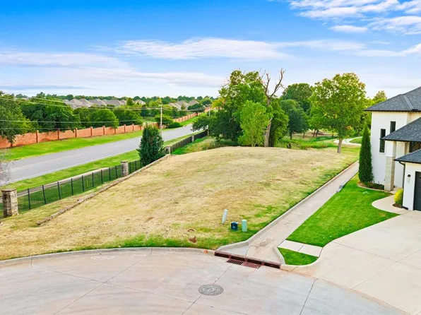 465 Saint Claire Dr Lot 19, Edmond, OK 73025