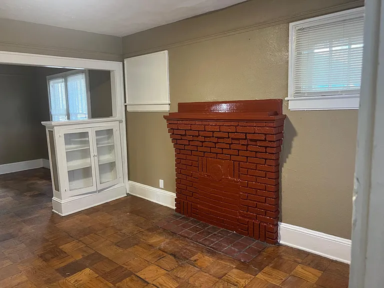 2716 Hubbard St #A — Photo 7