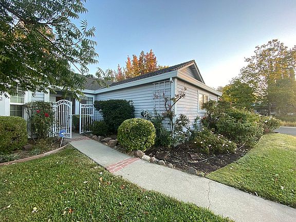 2nd image of 3442 Grant Park Dr