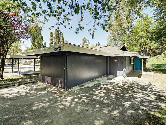 2nd image of 14032 SE Newport Way