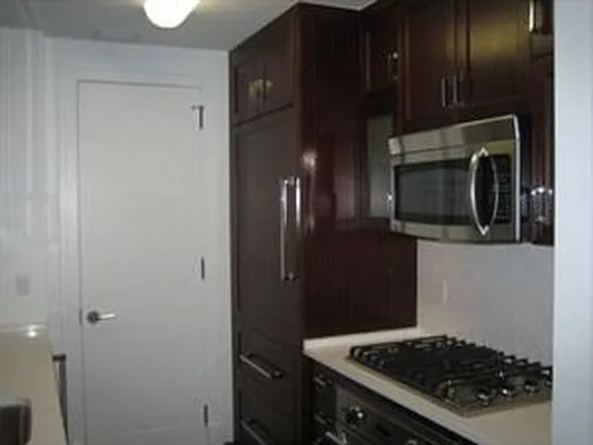 Rented by Douglas Elliman | media 33