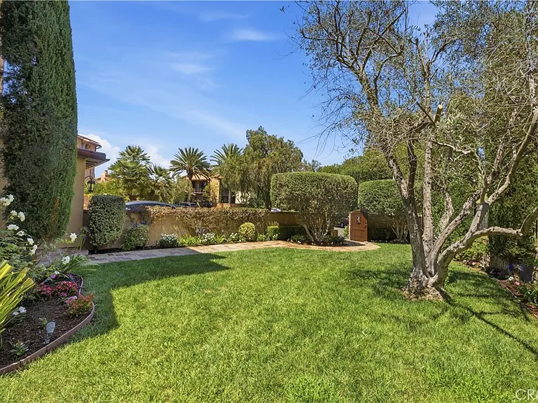 17 Sandalo Ct — Photo 48
