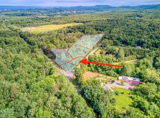 3 Harkness Rd, Amherst, MA 01002
