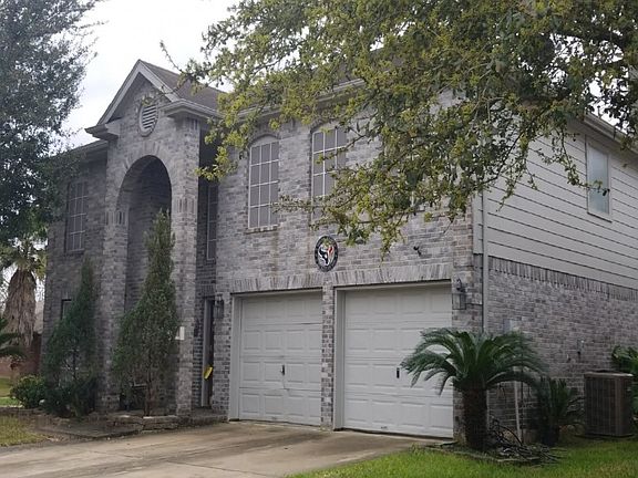2nd image of 5911 Drenner Park Ln
