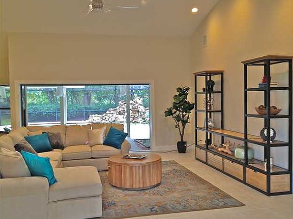 3rd image of 7369 Reserve Creek Dr