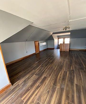 2nd image of 1867 Clarion Ave
