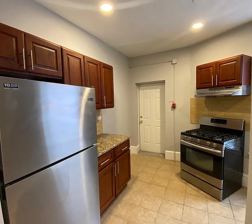 530 King St #42-A4