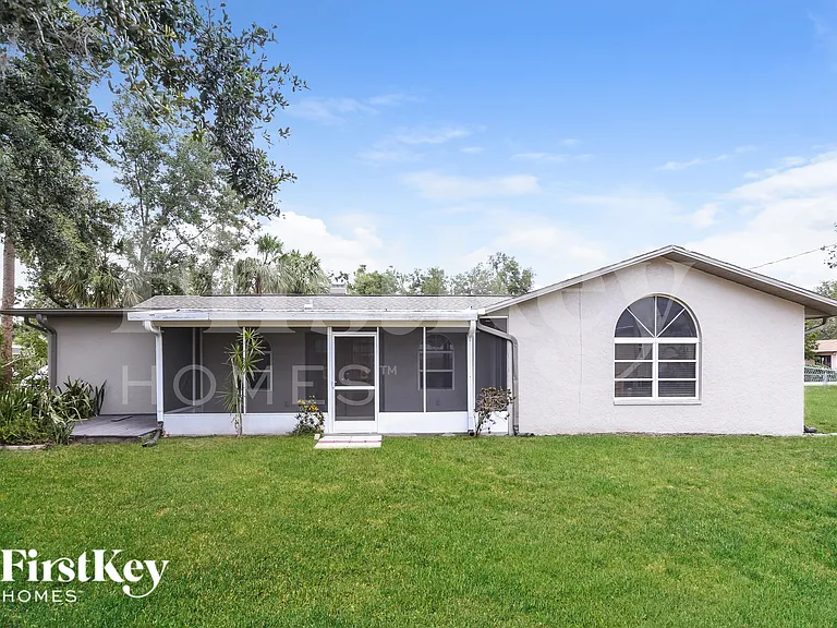 21019 Exmore Ave — Photo 15