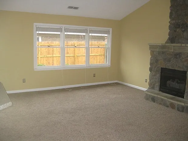 1664 Crossen Way — Photo 3