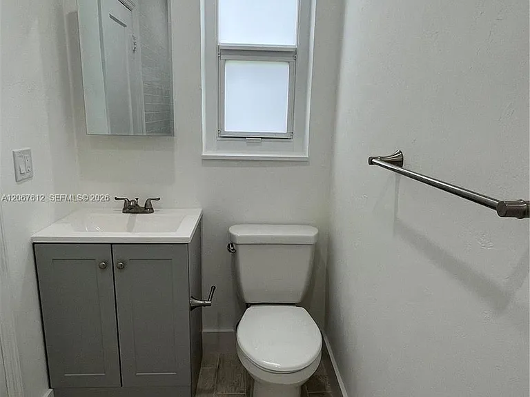 110 SW 30th Rd — Photo 13