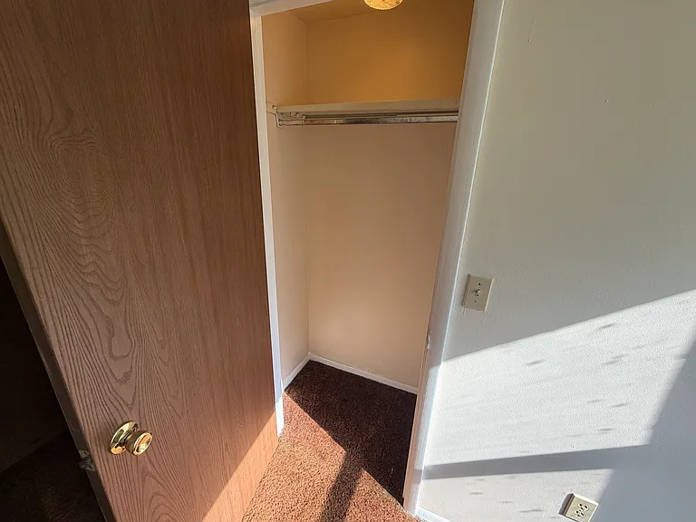 72 Fox Hill Rd — Photo 8