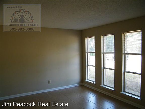3rd image of 3007 Hines Dr