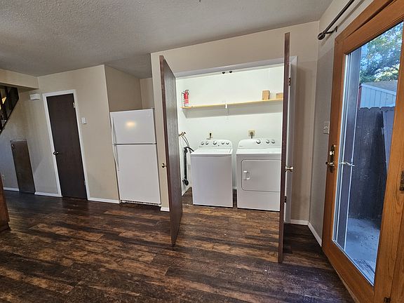 Kitchen/Dining 15 x 12