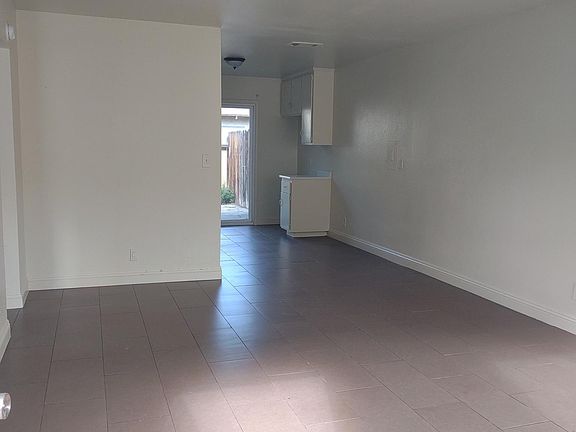 3rd image of 1155 Valencia Ave APT C