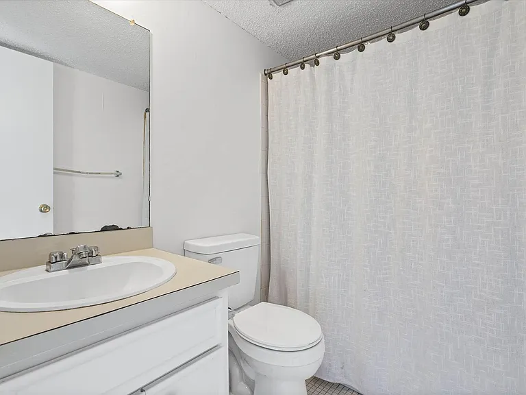 119 Riverbend Dr — Photo 11