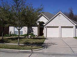 1st image of 2930 Five Oaks Dr