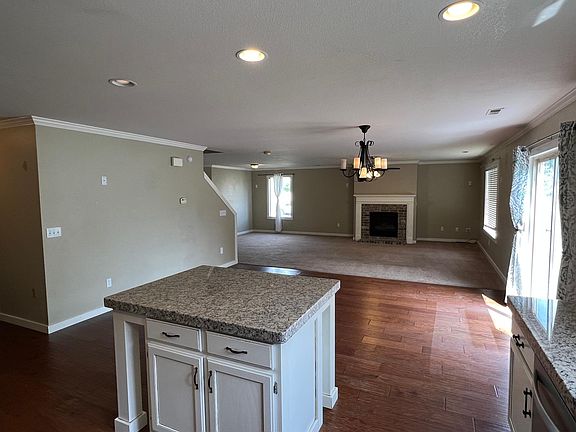 3rd image of 2815 W 400th St S