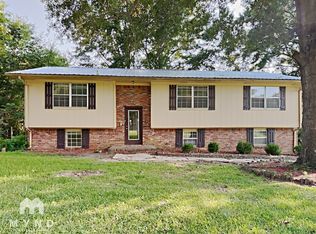 417 5th St, Pleasant Grove, AL 35127