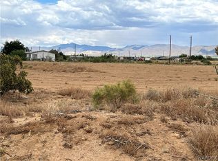 842 S Derby Cir, Golden Valley, AZ 86413