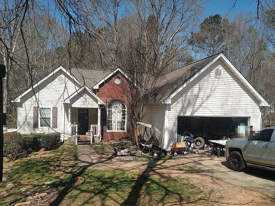 1st image of 241 Cambridge Dr