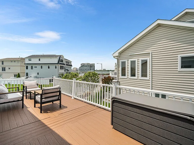 5217 Sea Spray Rd — Photo 27