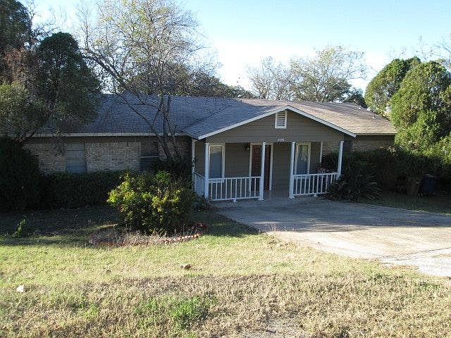 1st image of 11502 Pollyanna Ave