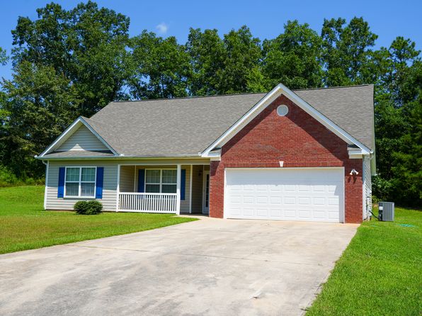 124 Huntington Ter
