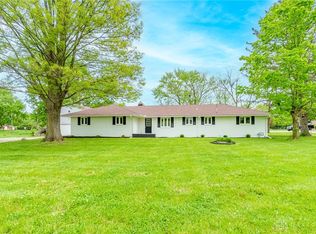 130 S Diamond Mill Rd, Clayton, OH 45315