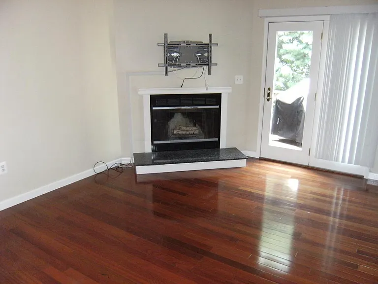 50 Pierce St #27 — Photo 18