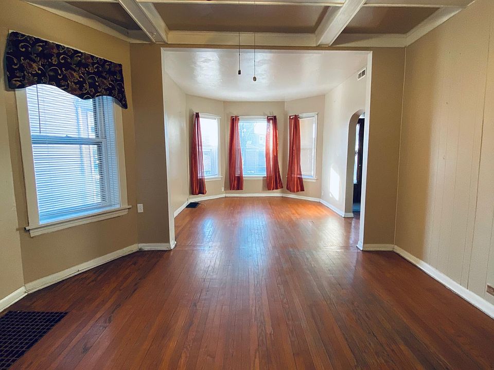 1st image of 4207 N Spaulding Ave #1