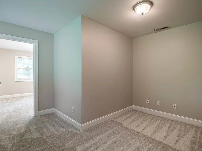6301 Grove Estates Ter — Photo 25