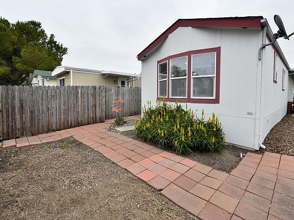 5th image of 107 Walnut Circle