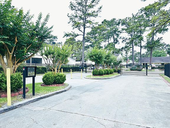 2nd image of 14515 Wunderlich Dr Unit 1205
