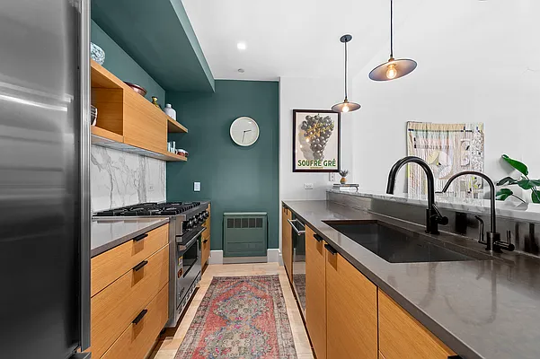 Sold by Compass | media 6