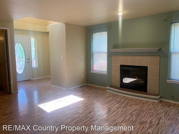5th image of 35608 94th Avenue Ct S