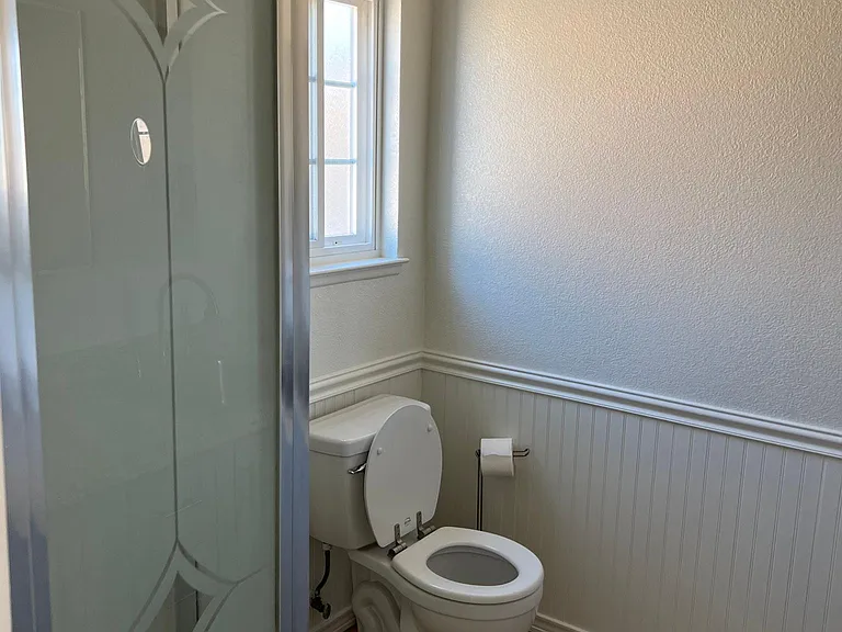 44209 Foxton Ave — Photo 15