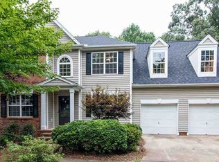 615 Cobden Ct, Spartanburg, SC 29301