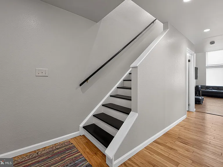 5607 Vantage Point Rd — Photo 21