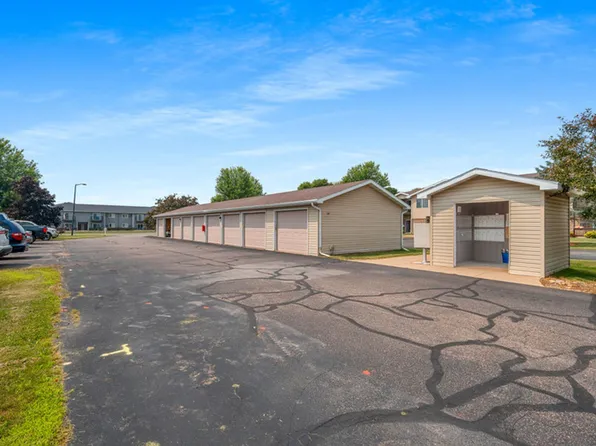 Charlotte Court Apartments