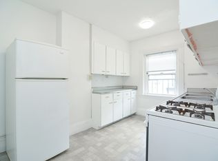 919 Beacon St #2, Boston, MA 02215